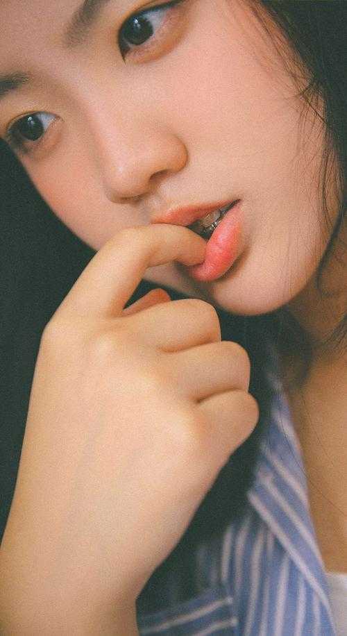 首长的早死妻觉醒，带崽随军享福好书