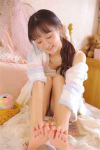 俏寡妇重生，赖上邻居糙汉火爆小说