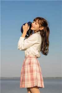 港姐被抢娶后，吃瓜躺赢万人迷全文