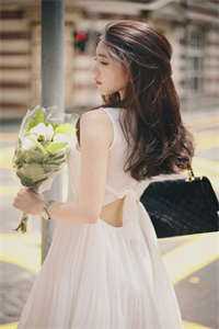 似我溺亡于旧日好书