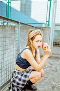 卷成女总裁后，男神突然好无趣无弹窗