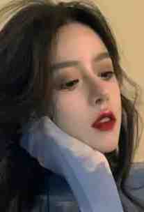 港城暮色隐月明小说