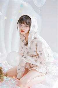 高考填报志愿截止前一刻，养子将我亲女儿的志愿全换成大专未删减版