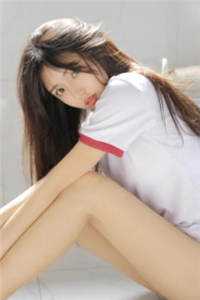 公司团建搓麻丈夫99次给实习生点炮，我靠腹中雀神赢遍全场高口碑