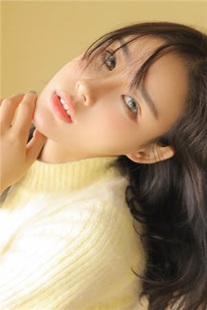 小竹马给女友输血，我微微一笑结局