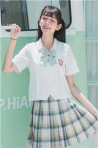 隐瞒身份实习被造黄谣，总裁老妈杀疯了短篇