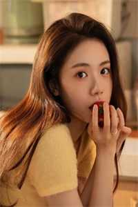 女友被玷污成了精神病，我却选择了沉默小说结局