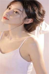 孤月难明料峭梦全篇