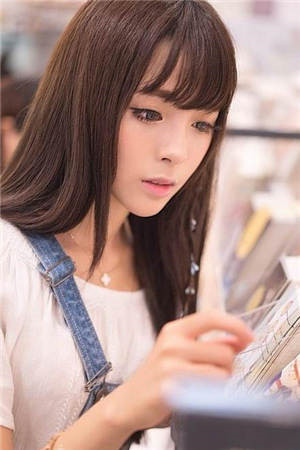 本想苟着当管事，结果被千金们倒追抖音