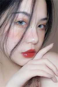 五一我被赶回村寨后，男友的蛇集体出逃了在线