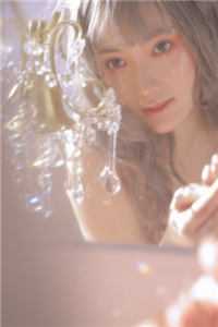 春风不见桃花笑篇章