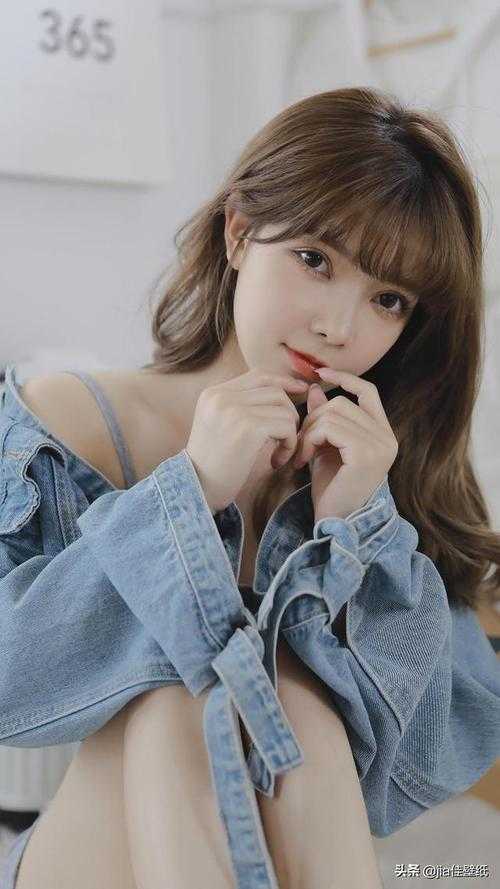 五一出游，男友为讨女团员开心执意野外攀岩已完结版